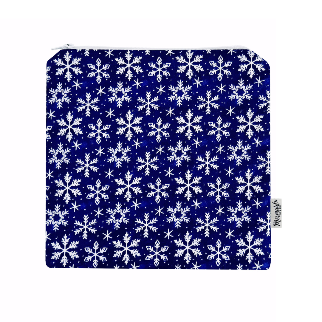 Snowflakes Essentials Bag